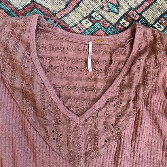 Free People Dusty Pink V Neck XS - Picture 2 of 9